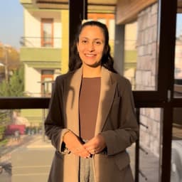 Dkt. İrem Buket Acar